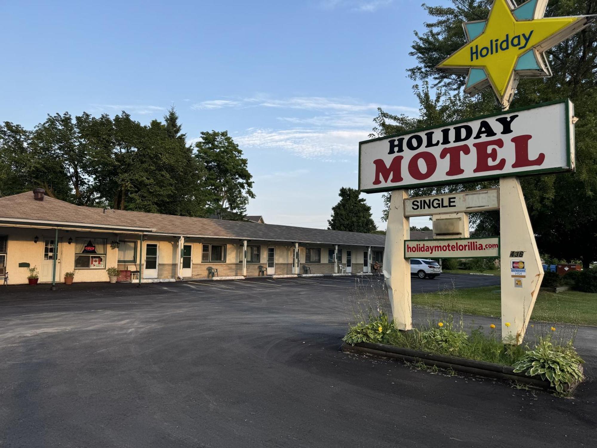 Holiday Motel Orillia Esterno foto