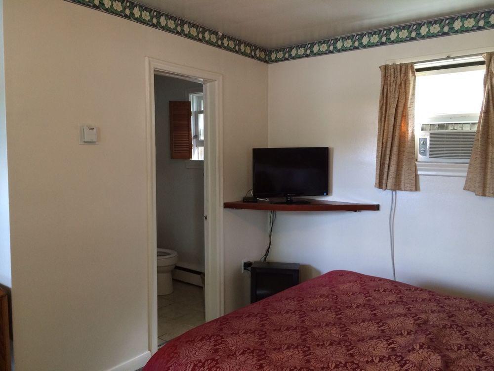 Holiday Motel Orillia Esterno foto